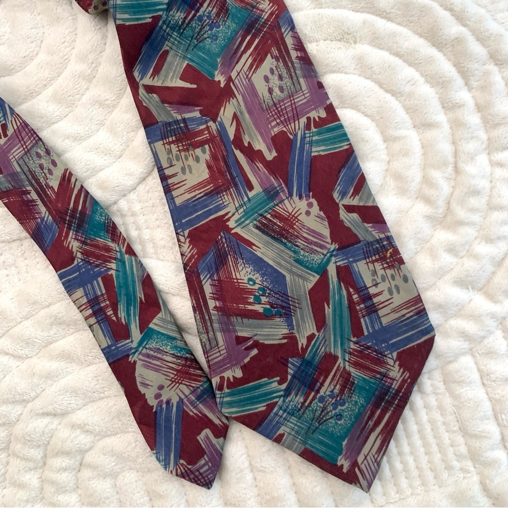 Vintage Swing Abstract Pattern Men’s Neck Tie